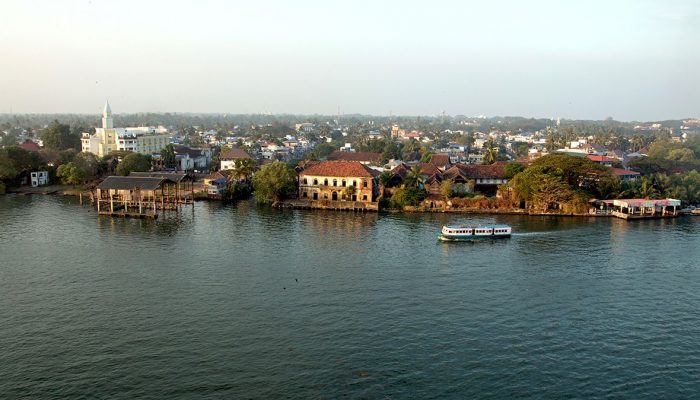 The picture shows the coastal line of Kochi from above.